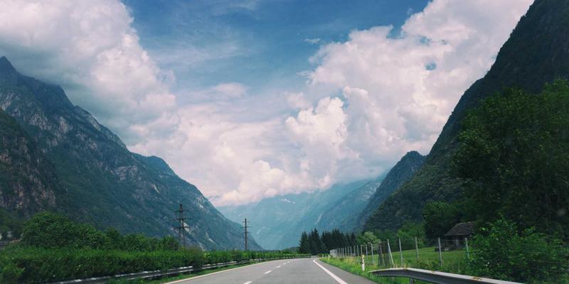 MPLS与SD-WAN融合组网实战指南：面向编程开发与系统运维的资源分享