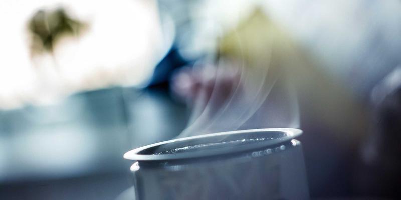 Wi-Fi 7技术标准详解：下一代无线网络的性能飞跃与部署挑战